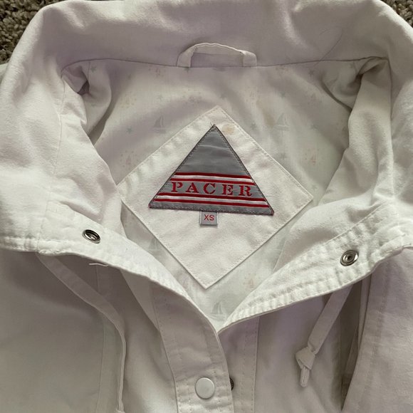 white pacer coat - Picture 5 of 6